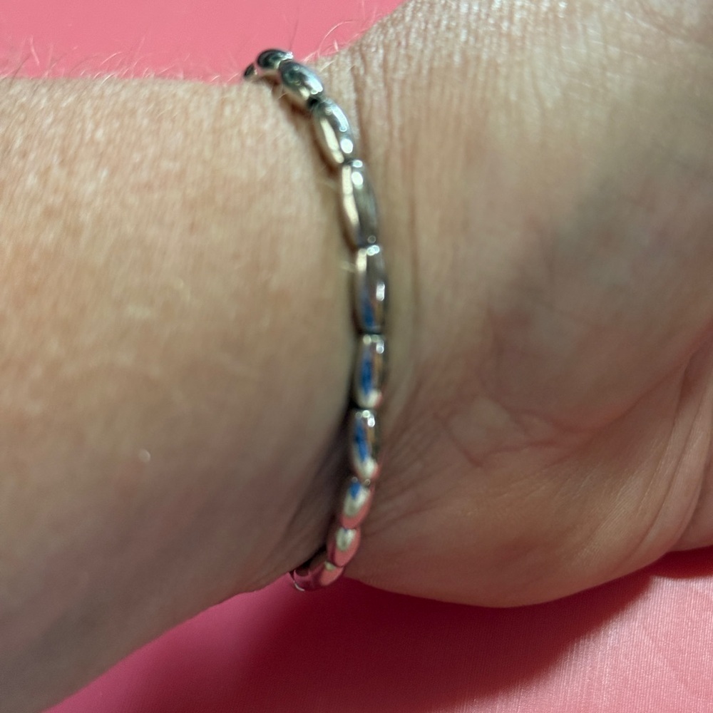 Sleek Silver Beaded Bracelet - Picture 4 of 5